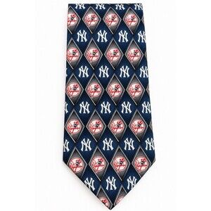 New York Yankees MLB Men’s 100% Silk Necktie Tie Navy Blue Logo Baseball